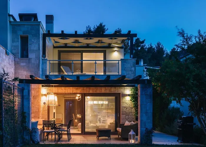 Entire In With Sea Views In Complex 别墅