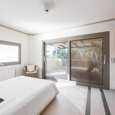 Entire In With Sea Views In Complex Kriopigi