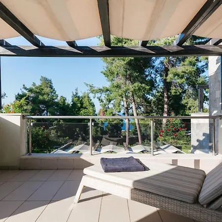 Entire In With Sea Views In Complex * クリオピギ
