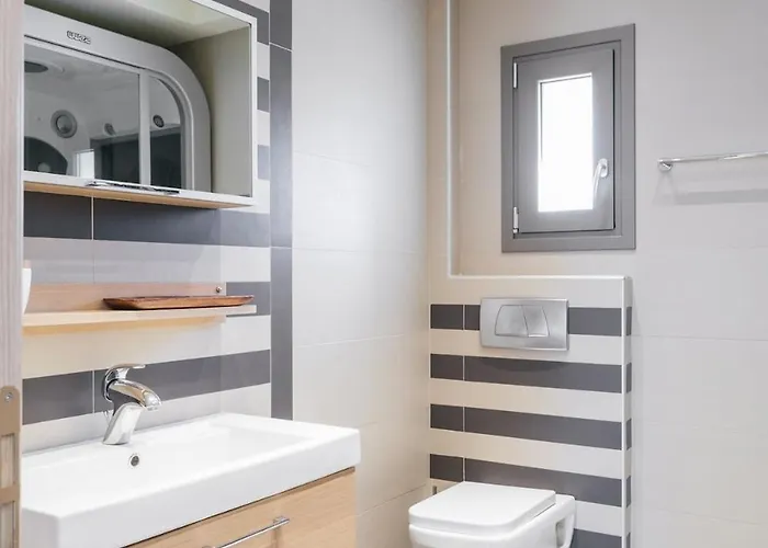 Entire In With Sea Views In Complex クリオピギ